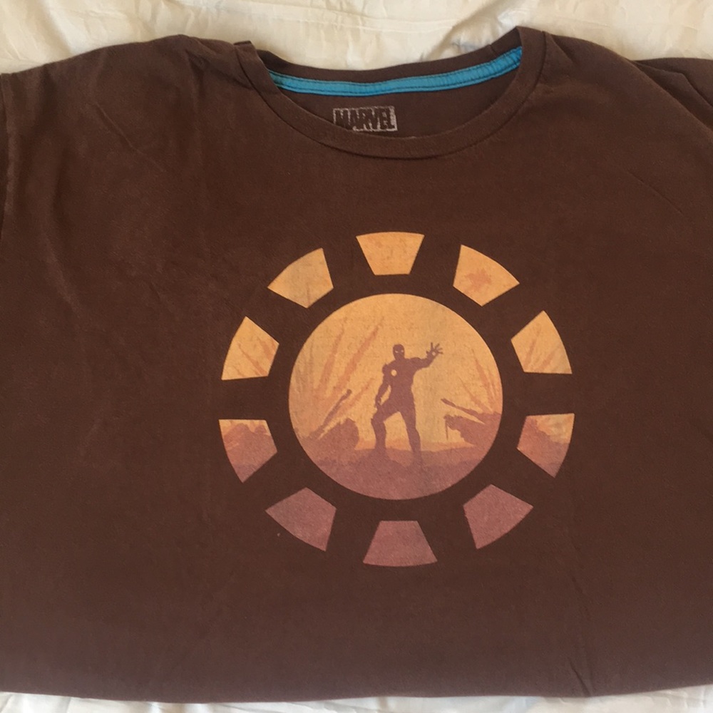 MARVEL Iron Man graphic t-shirt